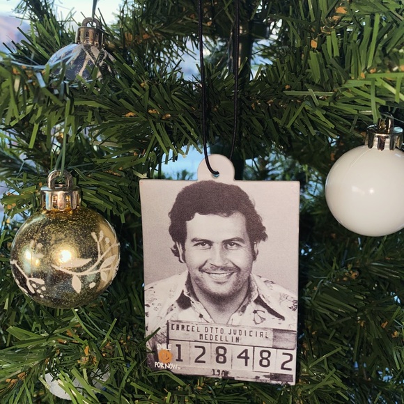 Hanging Car / Room Air Freshener - Armani - Pablo Escobar Design - Picture 1 of 2